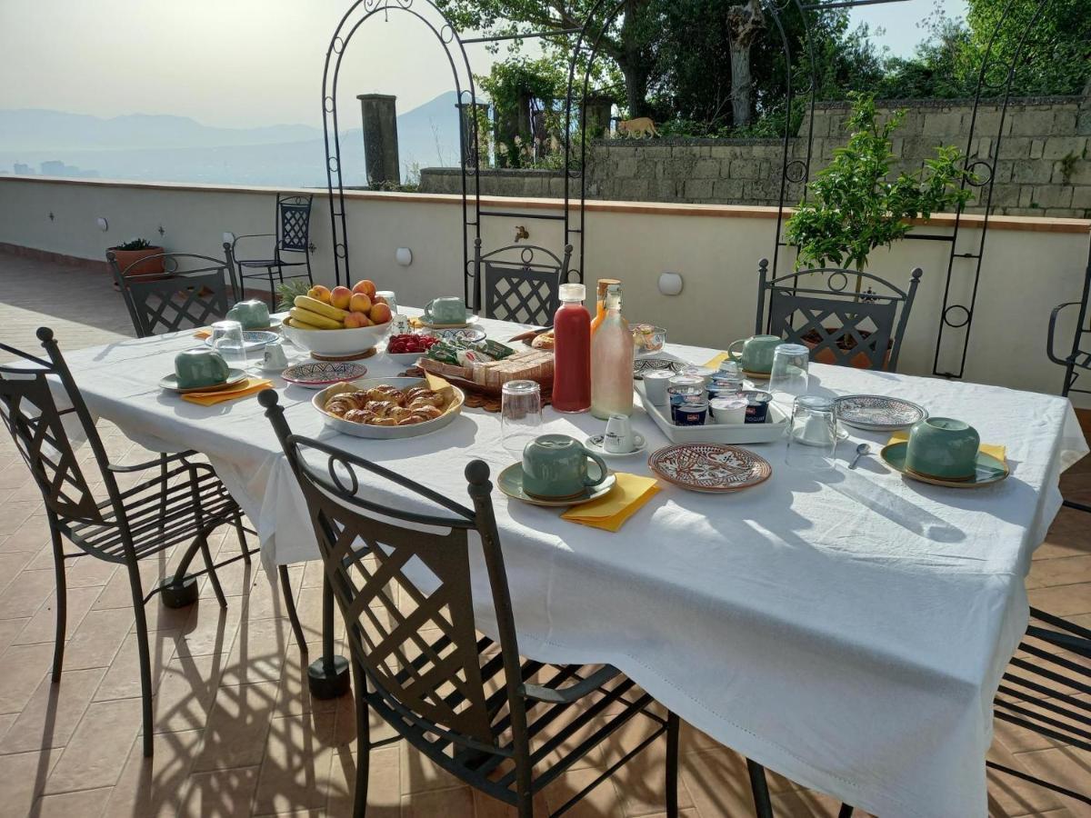 Bed and Breakfast Le Petit Palais - Neapol Zewnętrze zdjęcie